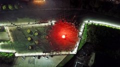 跟我去恩施吧，大峽谷里看飛瀑，清江河上吹吹風(fēng)