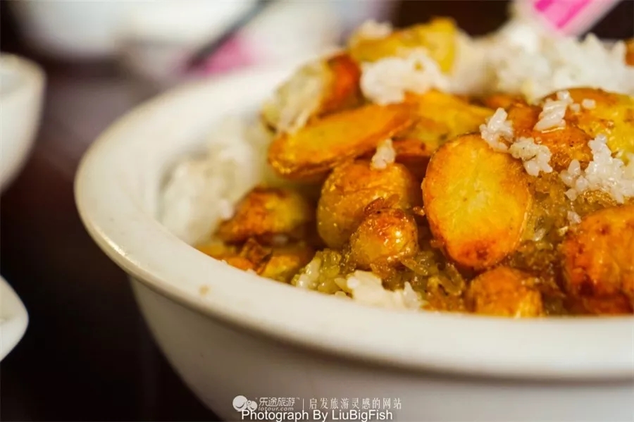 在恩施，遇見美食便是一份心動