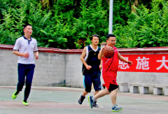 “讓運動成為常態(tài)·讓生命更加精彩” 恩施大峽谷景區(qū)首屆職工男子籃球賽圓滿閉幕